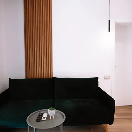 Appartement Barrikada Str Studio Apartment - The Nest Tirana