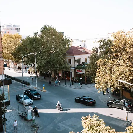 Barrikada Str Modern - The Nest * تيرانا