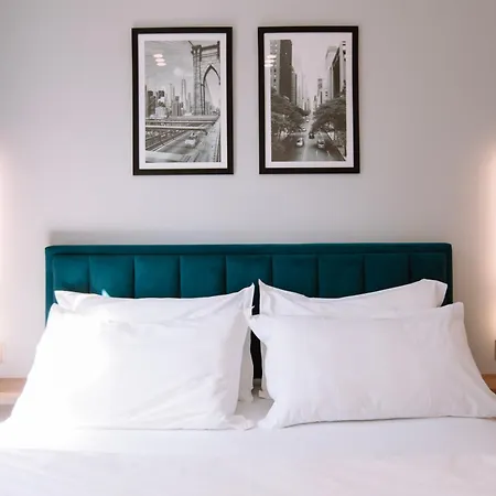 Barrikada Str Studio Apartment - The Nest Appartement Tirana